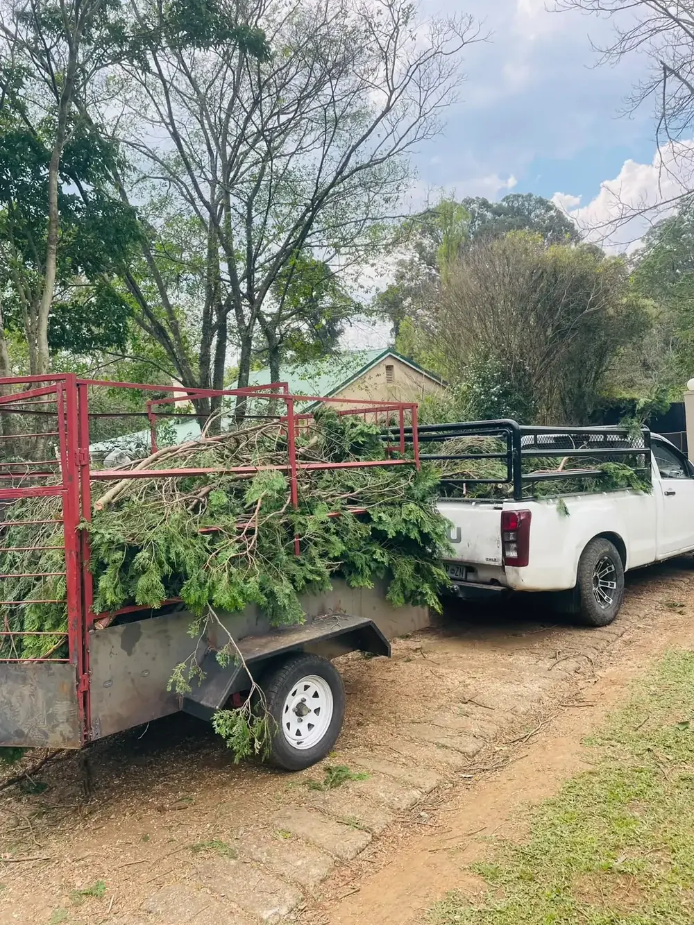 Garden refuse / clean-up work