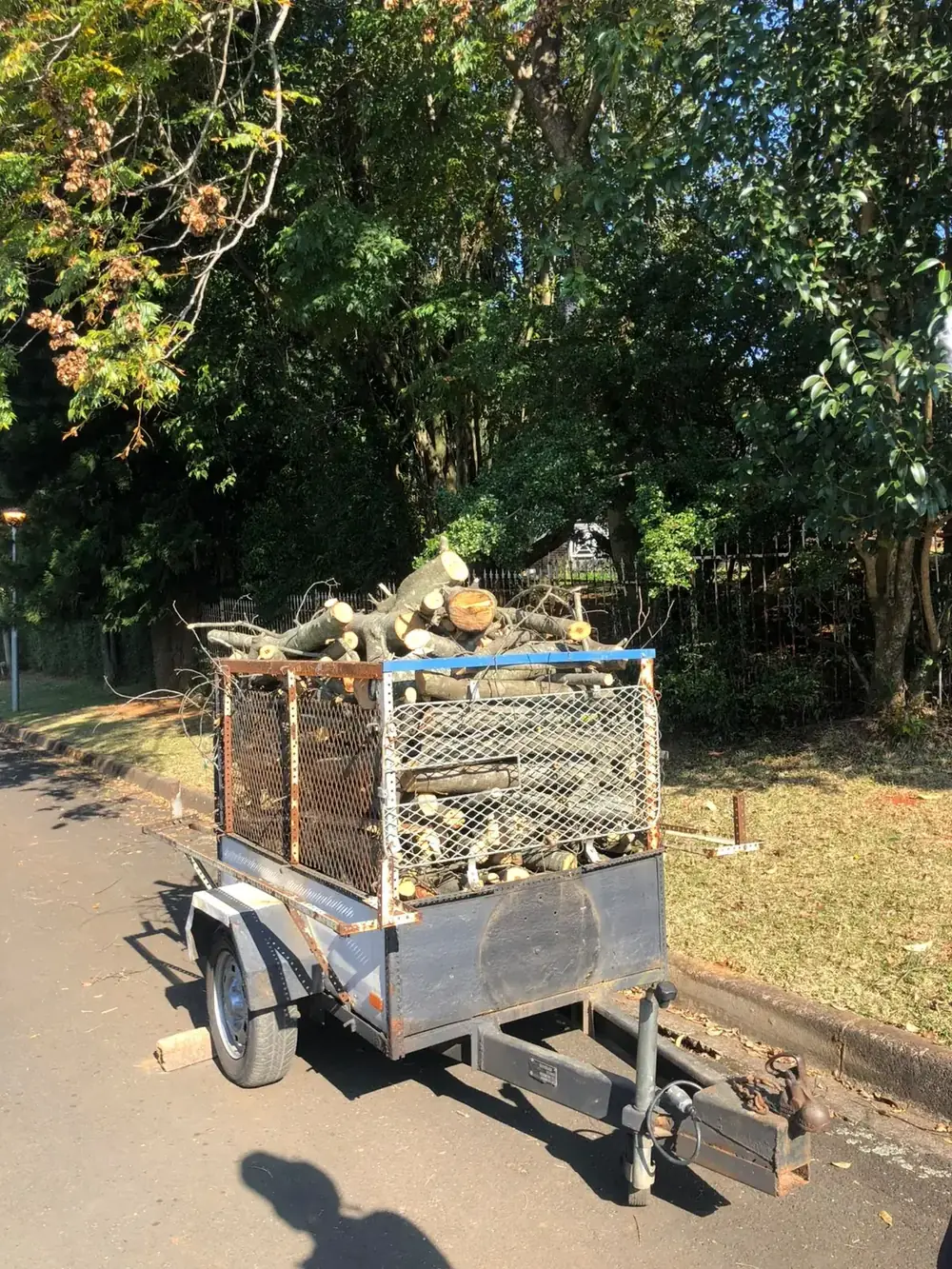 Garden refuse / clean-up work